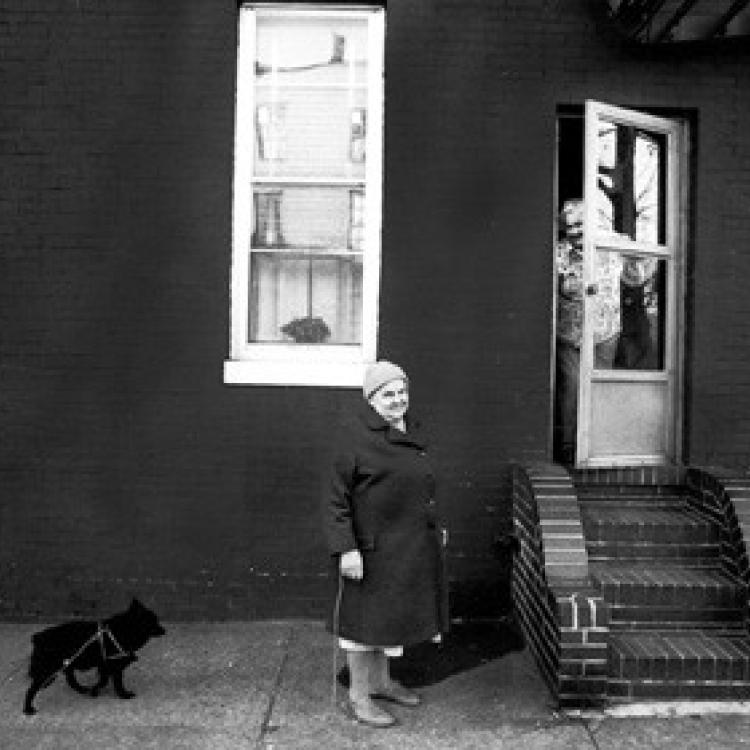 Fells Point, Two ladies and a dog