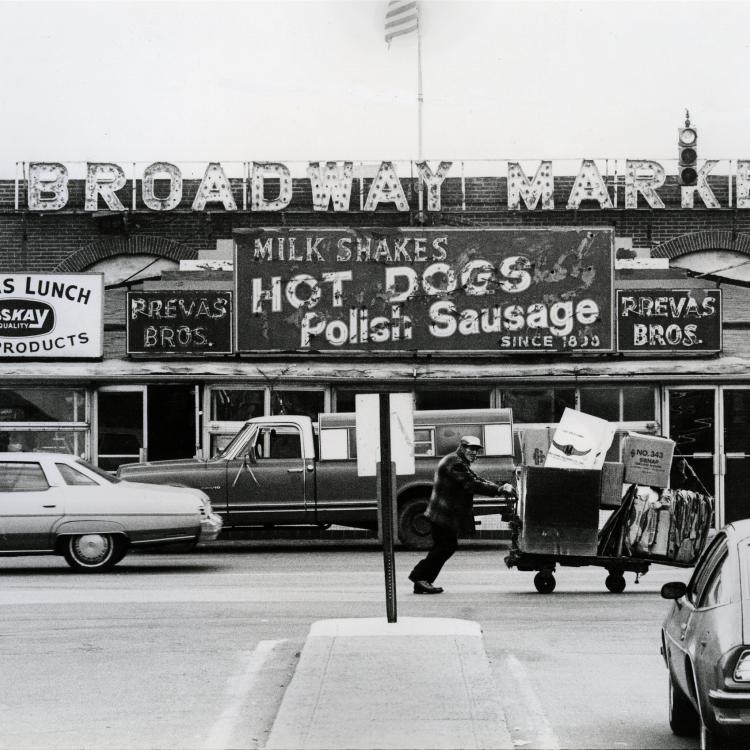 Fells Point Broadway market
